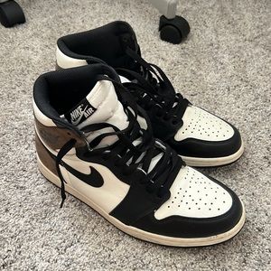 Air Jordan 1 Retro High OG 'Dark Mocha'